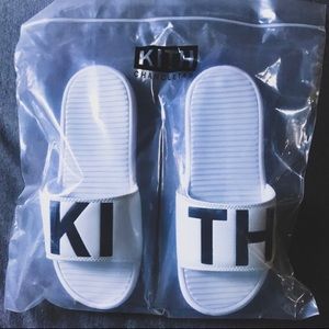 KITH chancletas BRAND NEW NEVER WORN